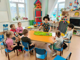 Удивительный мир цирка Удивительный мир цирка.